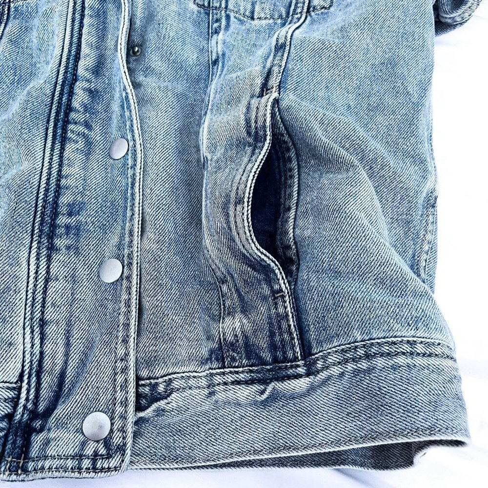 Denim Trucker Sherpa lined jacket Size Small - Picture 4 of 12